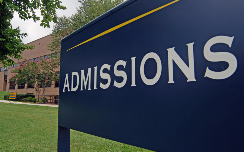 admissions-sign1